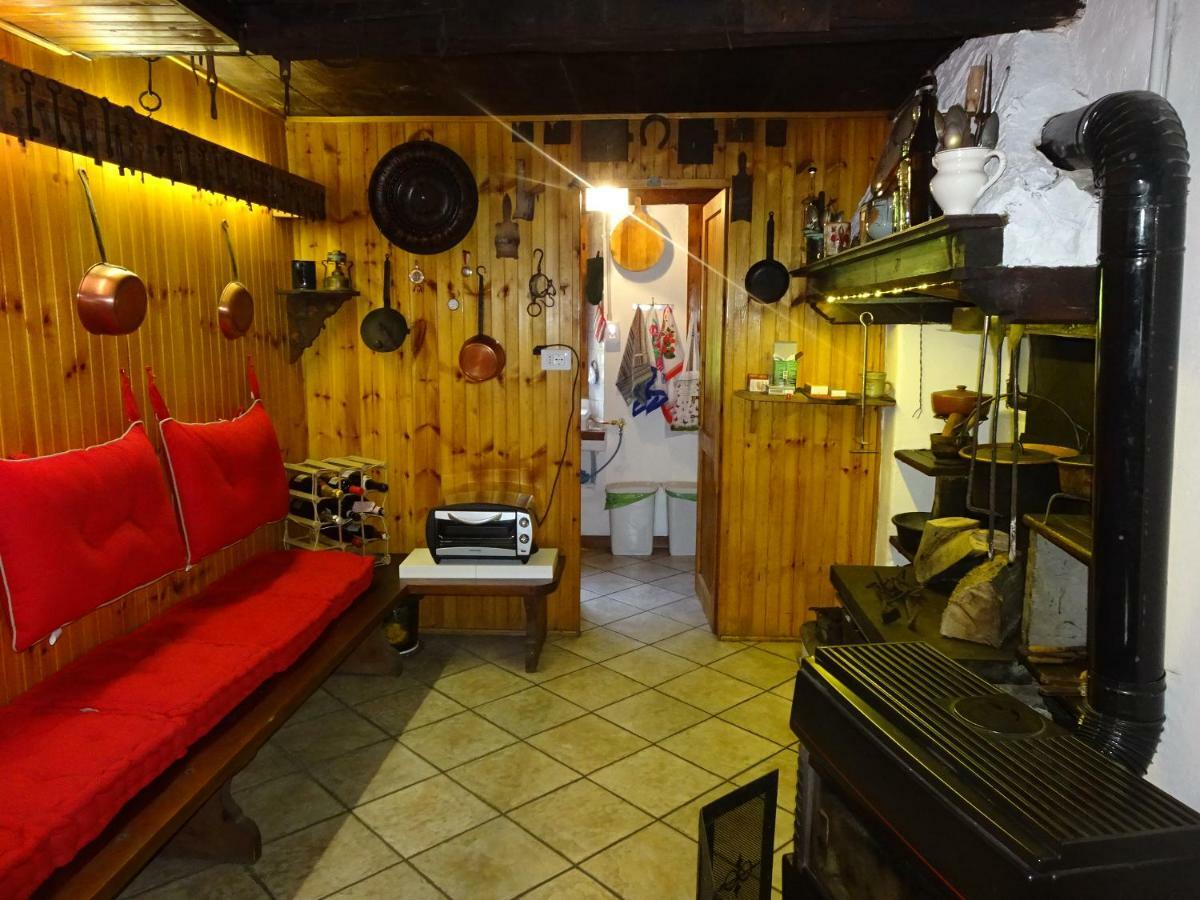 Willa Casa Zizi Crodo Zewnętrze zdjęcie